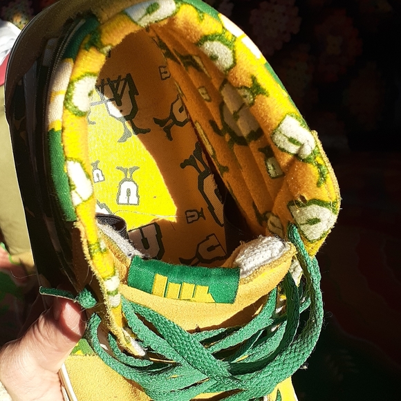 Collectible Undefeated Van's Supersonics i  SK8HI - Picture 3 of 7